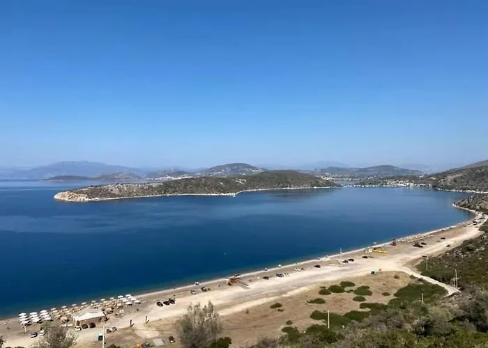 Of The Hill In Drepano-nafplio, Beautiful View Apartamento